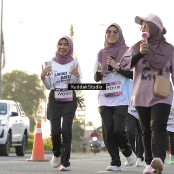 Runner Photo 7685231