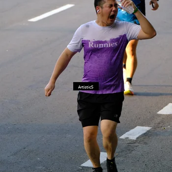 Runner Photo 7685238