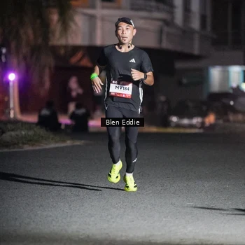 Runner Photo 7685240