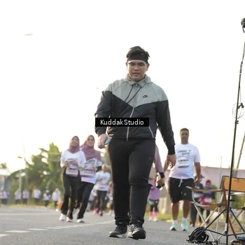 Runner Photo 7685252