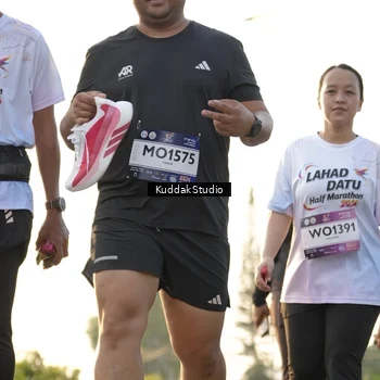 Runner Photo 7685280