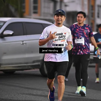 Runner Photo 7685285