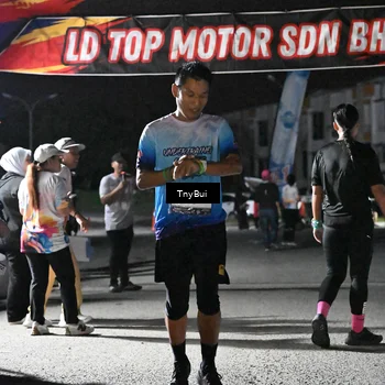 Runner Photo 7685290