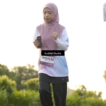 Runner Photo 7685291