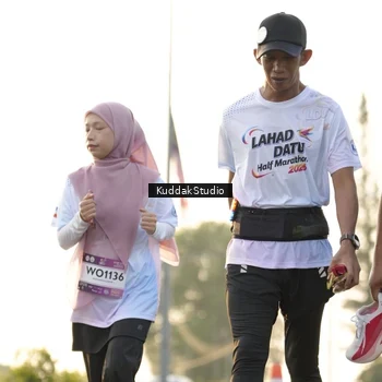 Runner Photo 7685300
