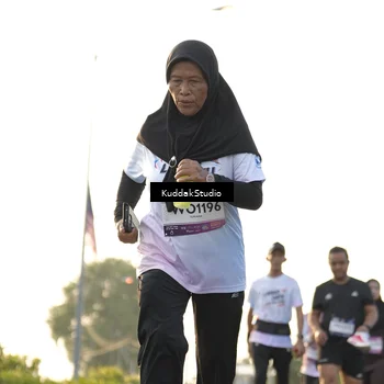 Runner Photo 7685301