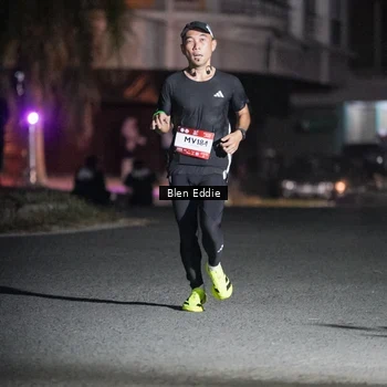 Runner Photo 7685313