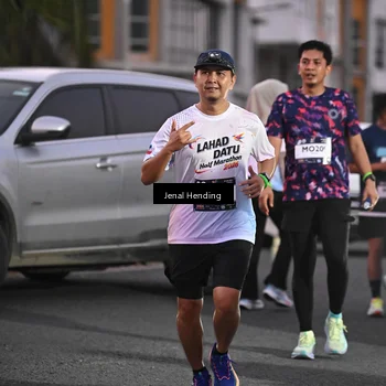 Runner Photo 7685320