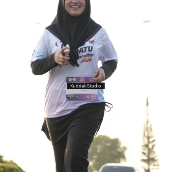 Runner Photo 7685324