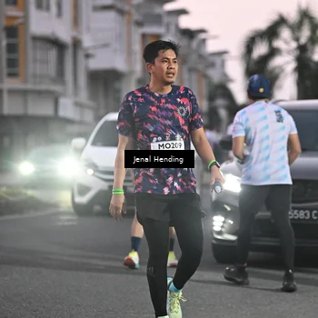 Runner Photo 7685335