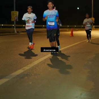 Runner Photo 7685345