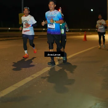 Runner Photo 7685349
