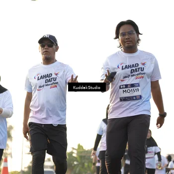 Runner Photo 7685351