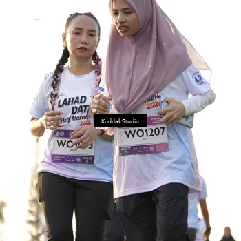 Runner Photo 7685384