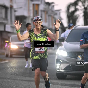 Runner Photo 7685389