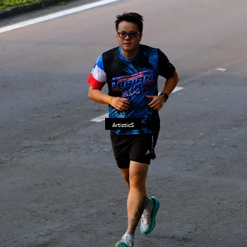 Runner Photo 7685397