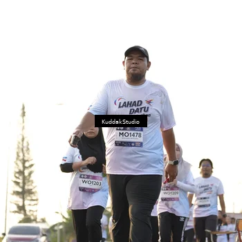 Runner Photo 7685402