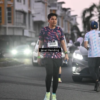 Runner Photo 7685404