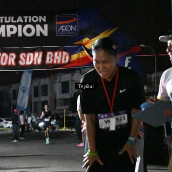 Runner Photo 7685405