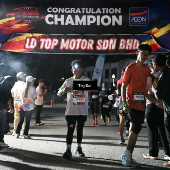 Runner Photo 7685406