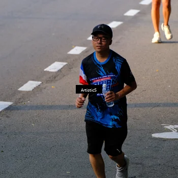 Runner Photo 7685426