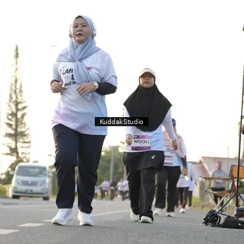 Runner Photo 7685458