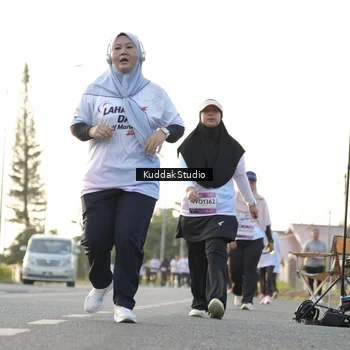 Runner Photo 7685466