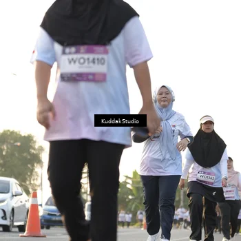 Runner Photo 7685467