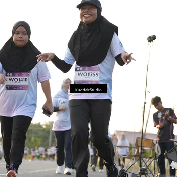 Runner Photo 7685468
