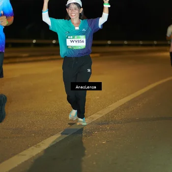 Runner Photo 7685470