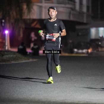 Runner Photo 7685481