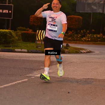 Runner Photo 7685486