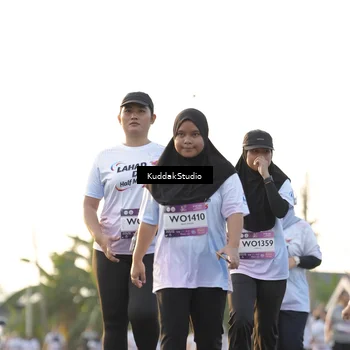 Runner Photo 7685495