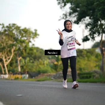 Runner Photo 7685510