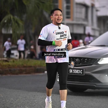 Runner Photo 7685515
