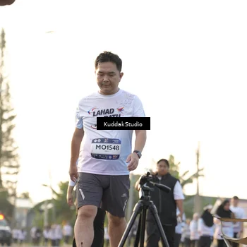 Runner Photo 7685519