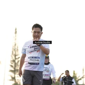 Runner Photo 7685525