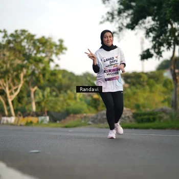 Runner Photo 7685531