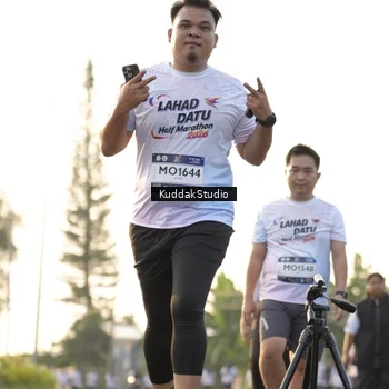 Runner Photo 7685534