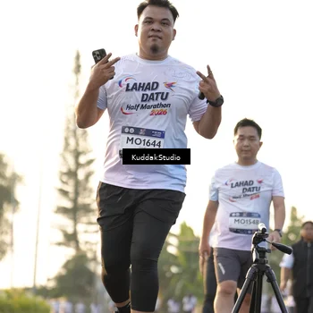 Runner Photo 7685539