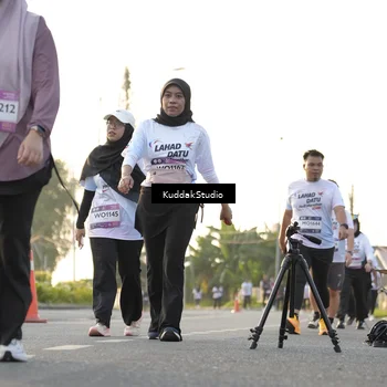 Runner Photo 7685543