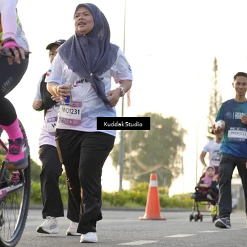 Runner Photo 7685580