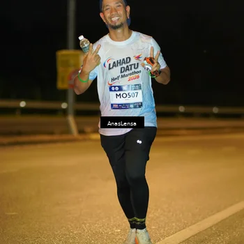 Runner Photo 7685608