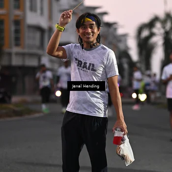 Runner Photo 7685617