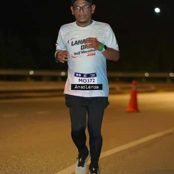 Runner Photo 7685624