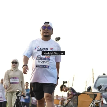 Runner Photo 7685633
