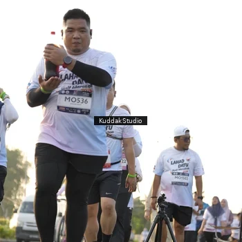 Runner Photo 7685642