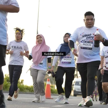 Runner Photo 7685644