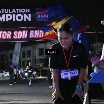 Runner Photo 7685647