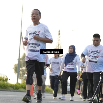 Runner Photo 7685654